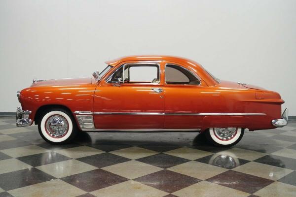 1950 Ford Custom Deluxe coupe Restomod Small block Chevy motor 3722 Miles