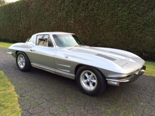 1963 Chevrolet Corvette 8 Cyl Manual Transmission