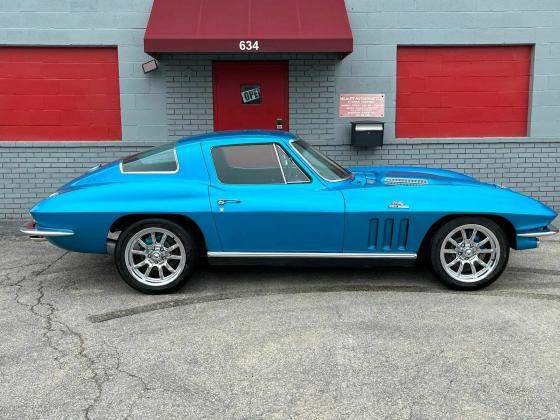 1966 Chevrolet Corvette 5.7 LITRE LS ENGINE