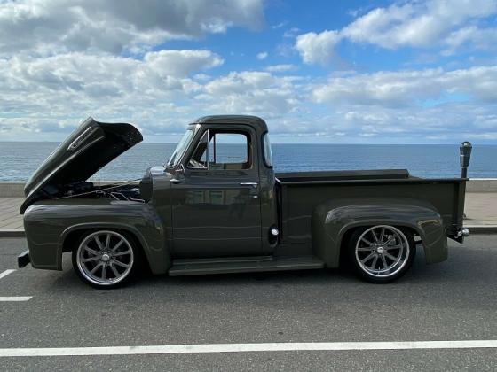 1954 Ford F-100 302 V8 Engine Custom Cab