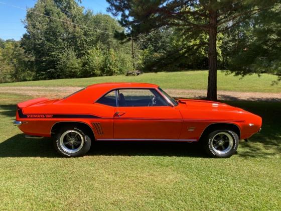 1969 Chevrolet Camaro Coupe 427 Engine