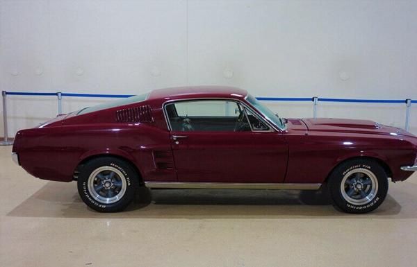 1967 Ford Mustang 390 V8 Big Block Fastback