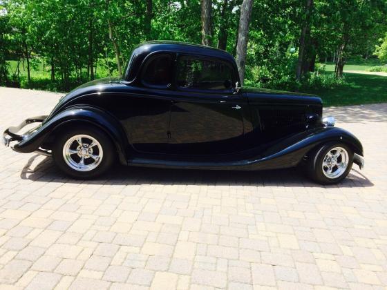 1933 Ford Coupe 5 Window 429 C6 Transmission