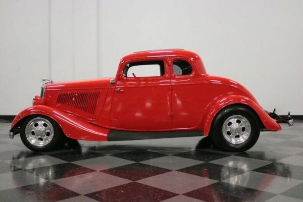 1933 Ford 5 Window Coupe Automatic 350 V8