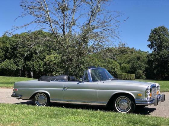 1970 Mercedes-Benz 200-Series Automatic