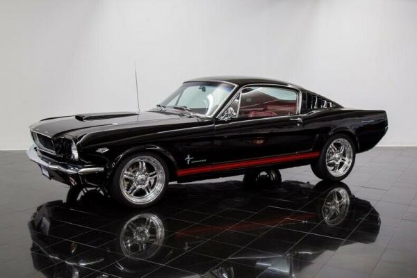 1966 Ford Mustang 4 Speed 302ci V8 Engine