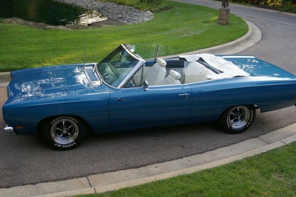 1969 Plymouth Modern Road Runner EFI HEMI