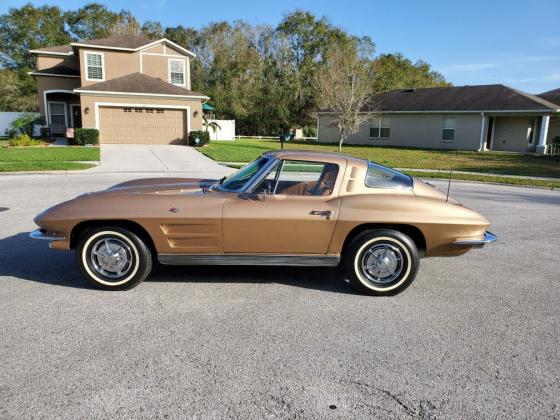 1963 Chevrolet Corvette Coupe 8 Cyl