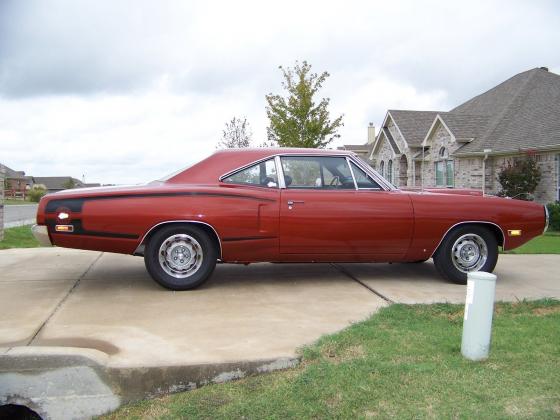 1970 Dodge Coronet 6.3 liter 8 Cyl Coupe