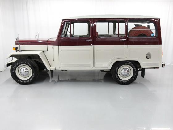 1979 Mitsubishi Jeep 2.4L 4 Cyl SUV