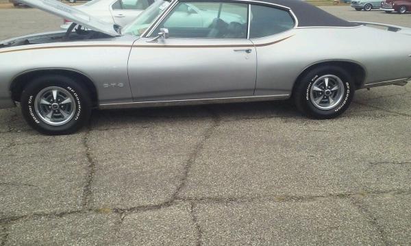 1969 Pontiac GTO Coupe 4 Speed V8-400