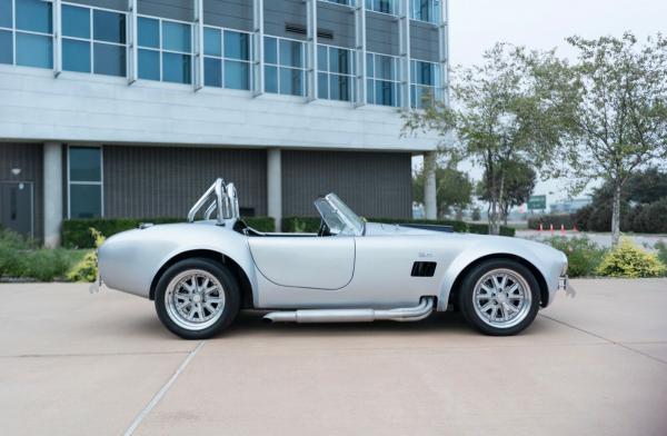 1966 Shelby Cobra Holley Carb 351 Cleveland