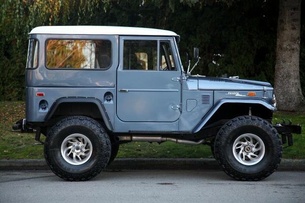 1972 Toyota Land Cruiser FJ40 350ci Engine