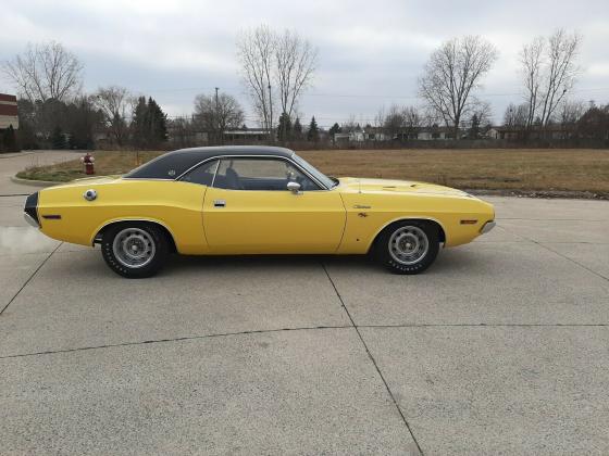 1970 Dodge Challenger 440 RT SE 8 Cyl