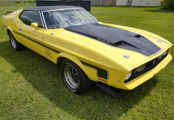 1971 Ford Mustang Mach I 429 CID Automatic 91272 Miles