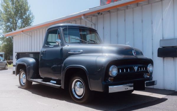 1953 Ford F 100 Blue V8 2689 Miles