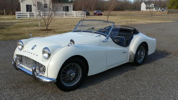 1958 Triumph TR3 RWD ROADSTER Manual