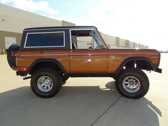 1969 Ford Bronco 3 Speed Manual Sport 302 CID