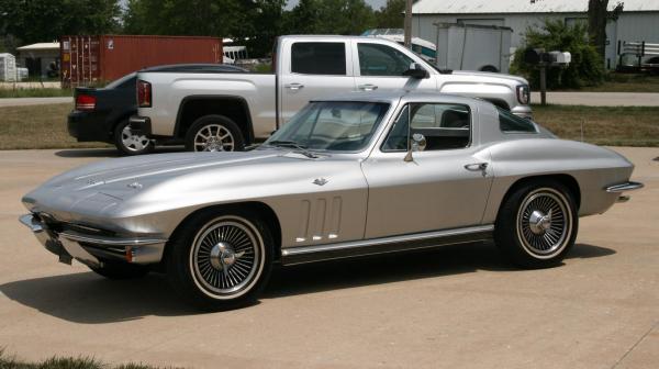 1966 Chevrolet Corvette Coupe 350HP Engine L79