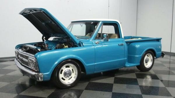 1967 GMC C10 Stepside Restomod 5.3 liter Automatic