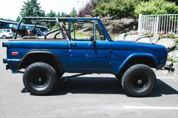 1972 Ford Bronco 302 Engine SPORT 8 Cyl