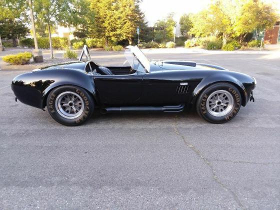 1965 Shelby Cobra Superformance 427 Engine