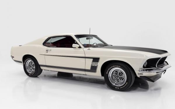 1969 Ford Mustang Coupe 302 ci V8 Engine RWD