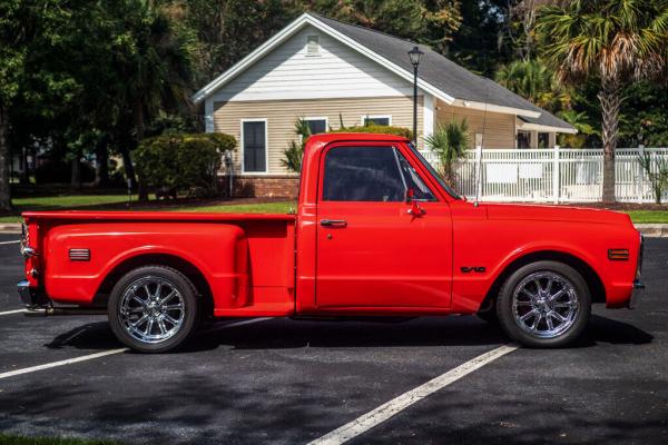 1970 Chevrolet C 10 Stepside 383ci V8 6707 Miles