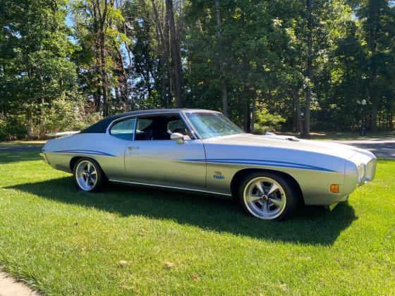 1970 Pontiac GTO 400 engine 13406 Miles Runs and drives perfect