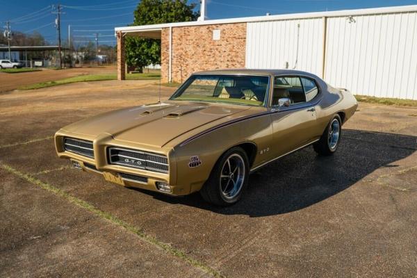 1969 Pontiac GTO Antique Gold Poly Exterior 400ci V8 Engine