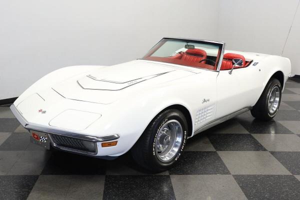 1970 Chevrolet Corvette White on Red 400 V8 996 Miles