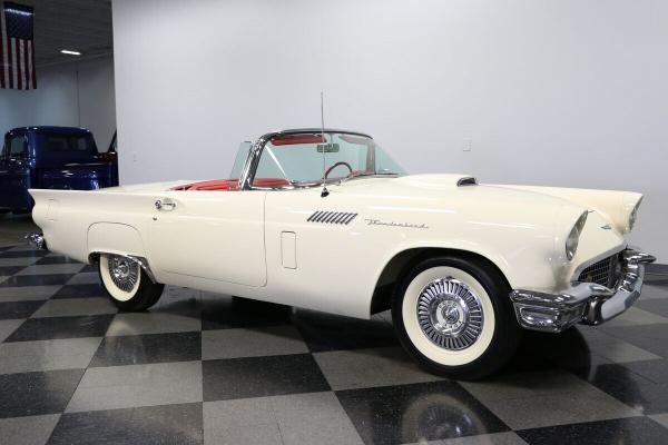 1957 Ford Thunderbird E Bird 312ci V8 1626 Miles