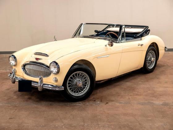 1965 Austin-Healey 3000 Mark III BJ8 Convertible 54550 Miles