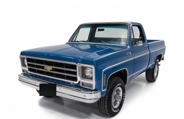 1979 Chevrolet K10 Mariner Blue over a blue interior