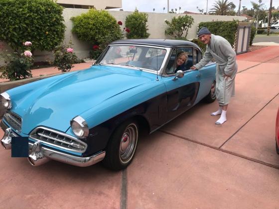 1954 Studebaker Commander Coupe K Body Striking dark blue with eggshell Blue