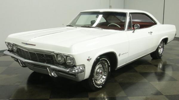 1965 Chevrolet Impala Ermine White over red look 327 V8 power