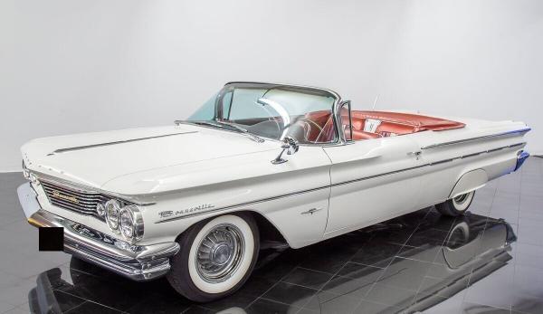 1960 Pontiac Bonneville original Shelltone Ivory White 12634 Miles