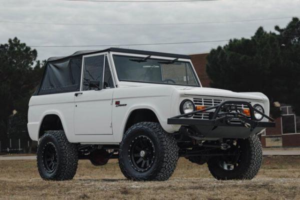 1977 Ford Bronco Frame off Restoration STUNNING Best of the Best