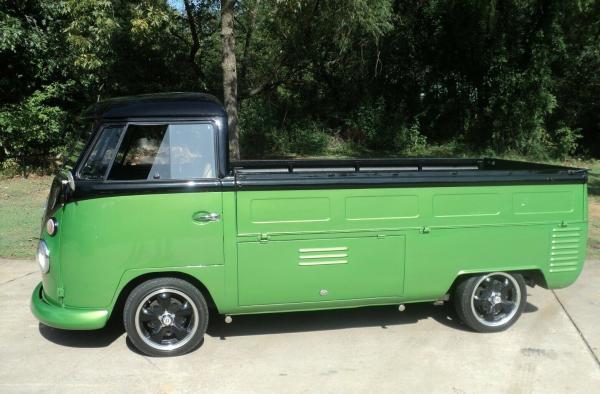 1964 Volkswagen TRANSPORTER WITH DUEL TREASURE CHEST