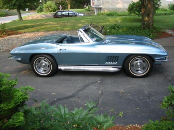 1967 Chevrolet Corvette 327 V8 Engine Stingray