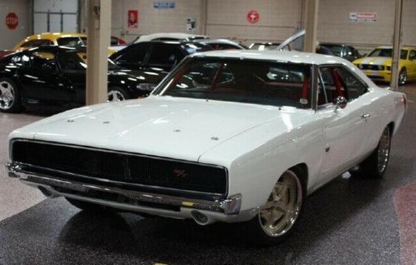 1968 Dodge Charger Hemi Restomod Ray Barton 472 CI stroker