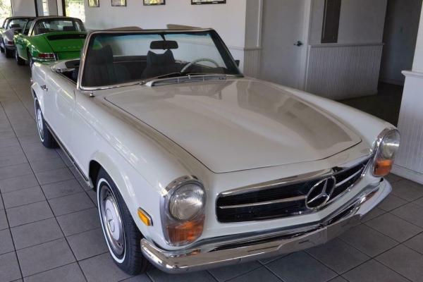 1969 Mercedes Benz SL-Class 280SL rare manual 4-speed transmission