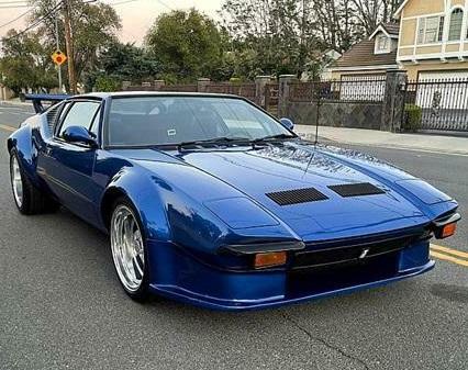 1972 Pantera Pantera finished in Dodge Viper Blue exterior