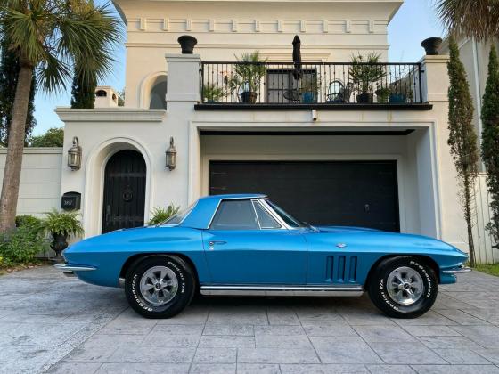 1965 Chevrolet Corvette Stingray 327 365 HP Engine