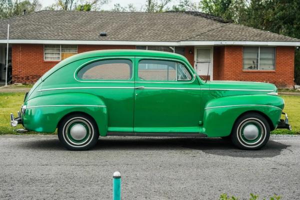 1941 Ford Deluxe Flathead Ford V8 Green