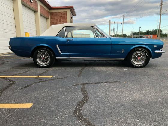 1965 Ford Mustang  289 c.i Engine Convertible