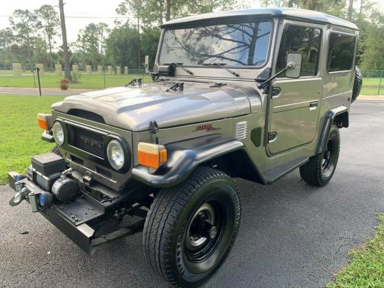 1976 Toyota Land Cruiser FJ40 4X4 NO RUST