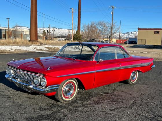 1961 Chevrolet Impala Sports Coupe Automatic 8 Cyl