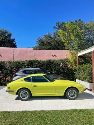 1973 Datsun 240Z RWD Manual Transmission