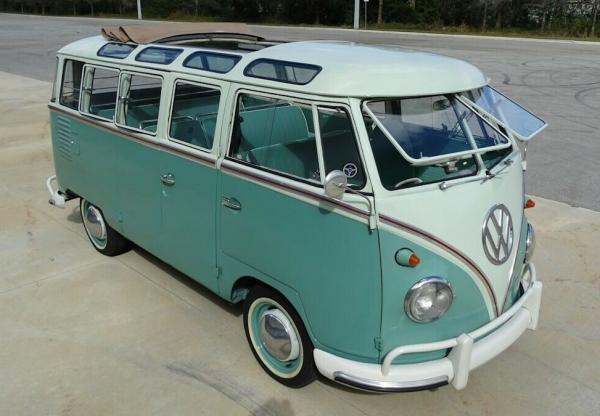 1961 Volkswagen Microbus 23-window Microbus 1600 cc 4 Speed Manual